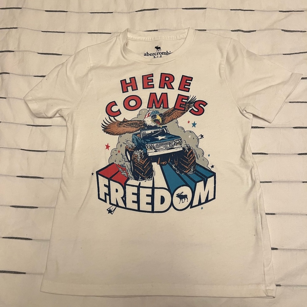 Abercrombie kids t-shirt